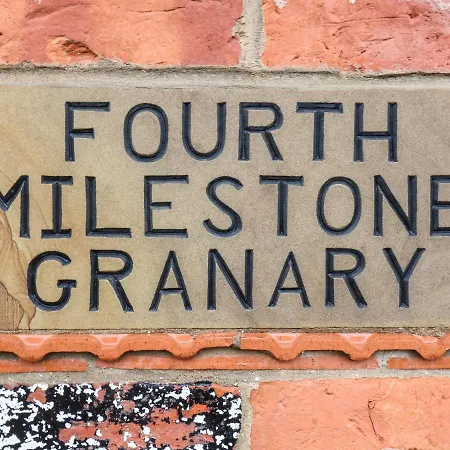 Fourth Milestone Granary Holiday home *